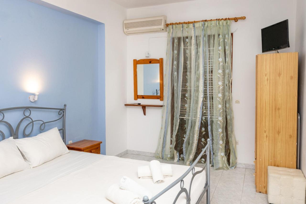 Depis Economy Apartments Naxos City Ngoại thất bức ảnh